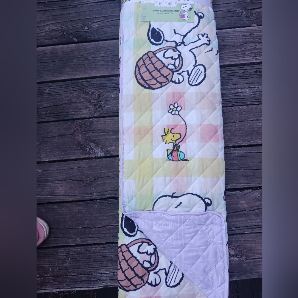 Peanuts Quilted Blanket - Multicolor